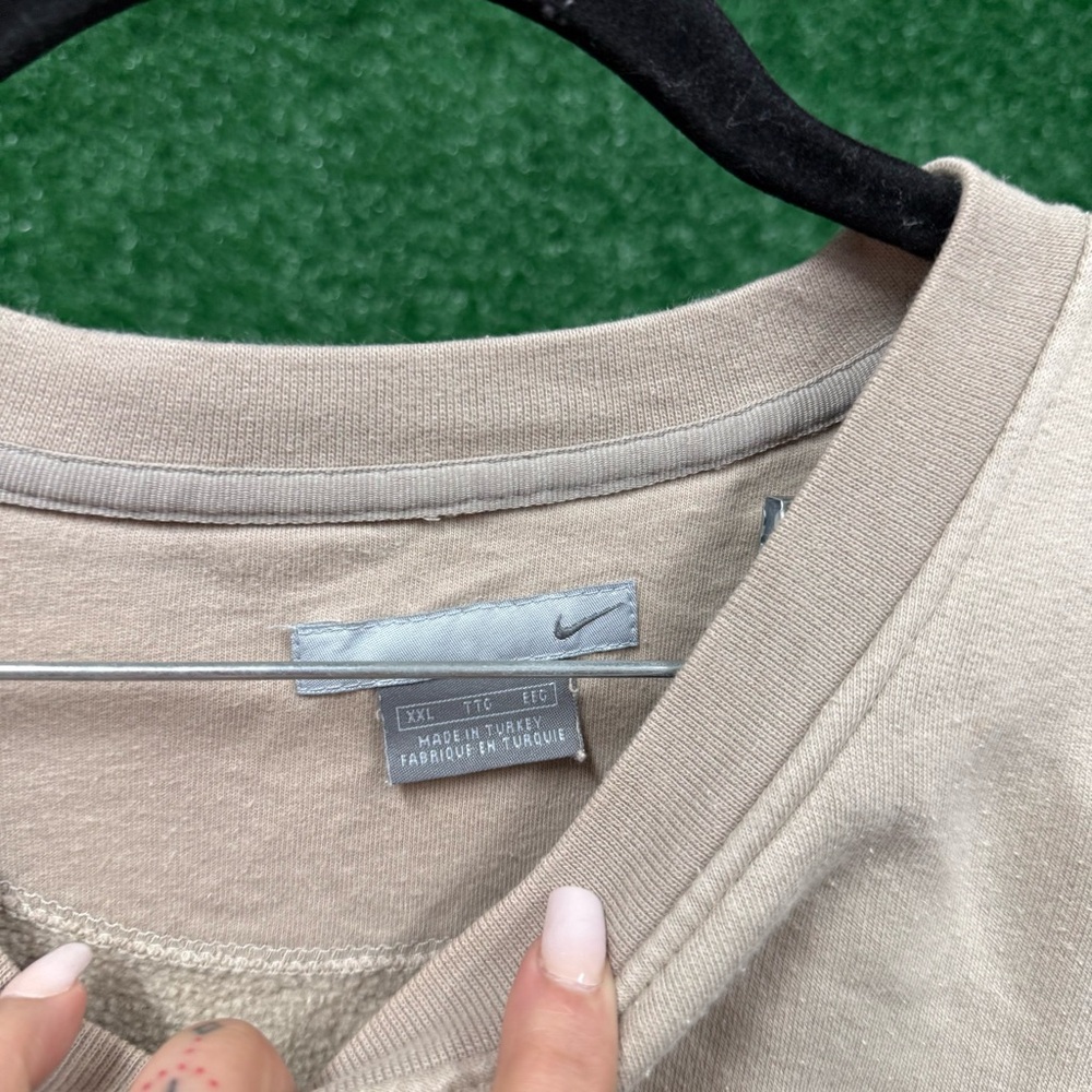 Nike Men's Nike vintage Tan Sweatshirt - Picture 2 of 4
